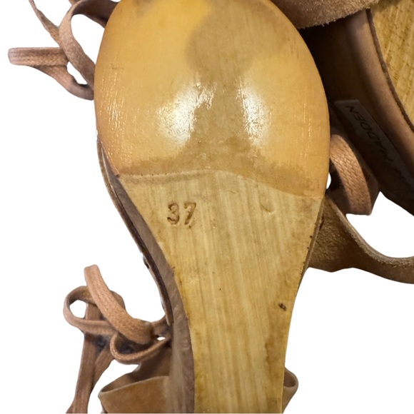 Steve Madden Tan Suede Lace Up Wedges - Picture 3 of 4
